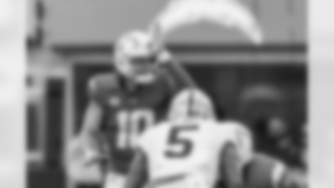 The Los Angeles Chargers play the Las Vegas Raiders on Sunday, October 1, 2023 at SoFi Stadium in Inglewood, CA.
[FINAL SCORE: LAC 24 - LV 17]