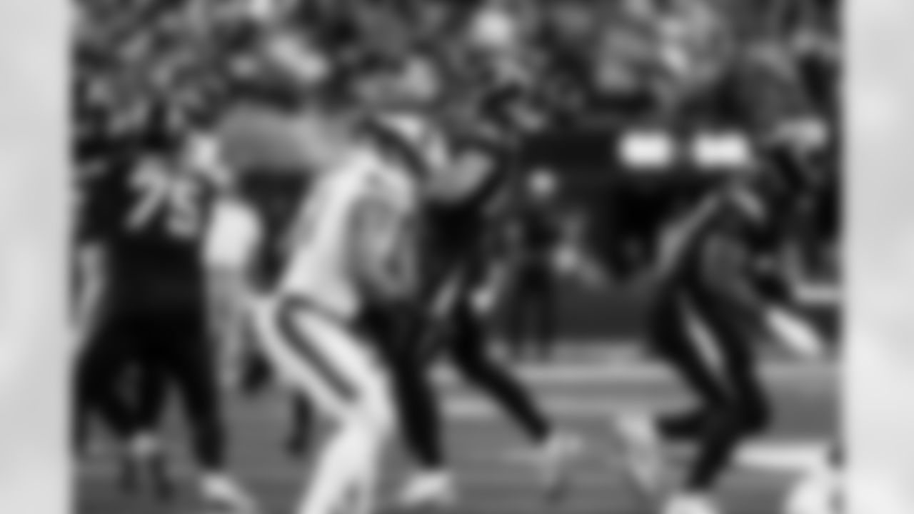 Take a look back at the best photos of Justin Herbert's 2025 campaign.