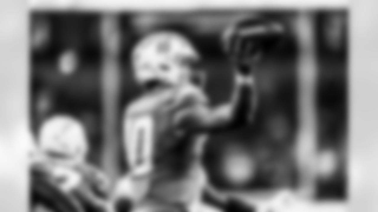 Take a look back at the Chargers Week 10 matchup with the Steelers in monochrome.