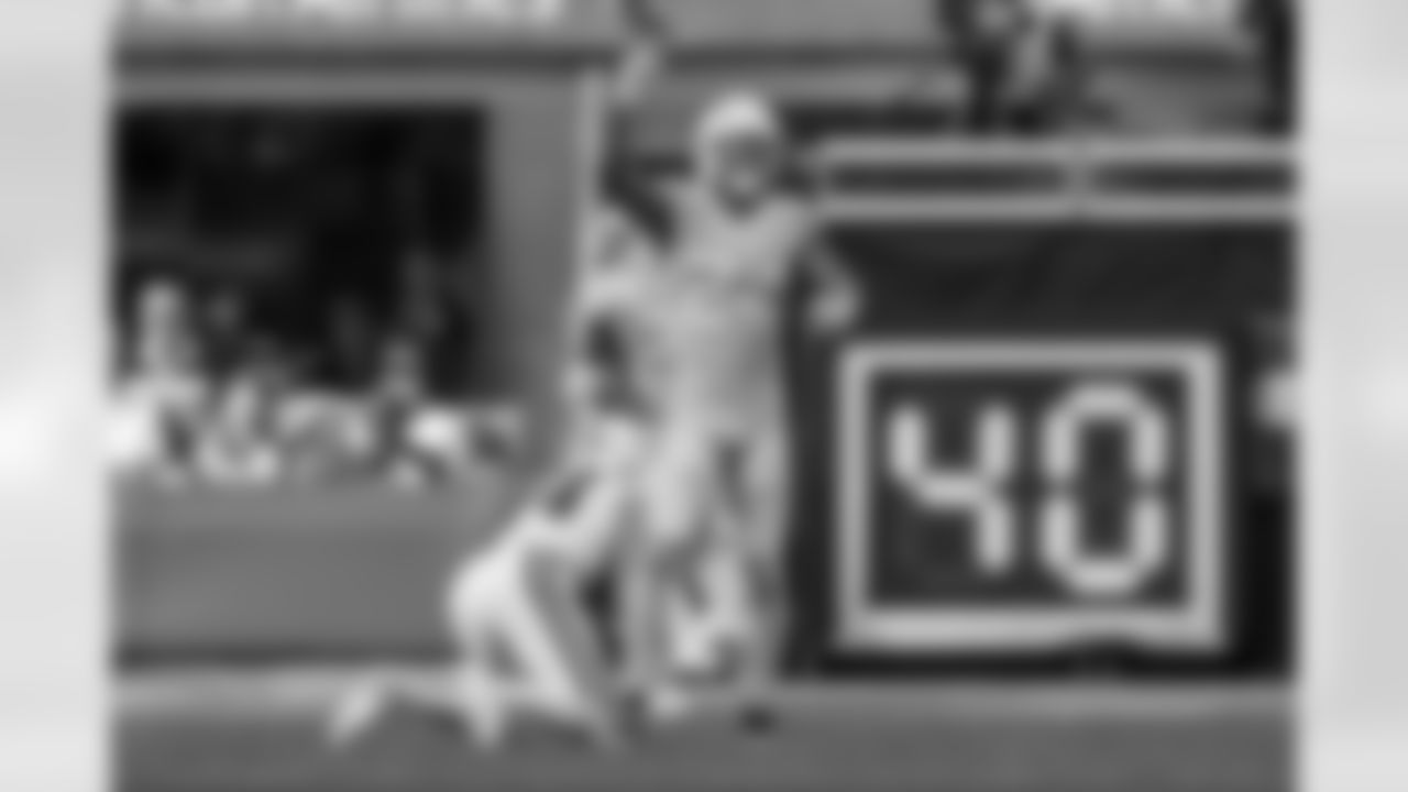 Take a look at the best photos of Chargers 2026 free agent Benjamin St-Juste