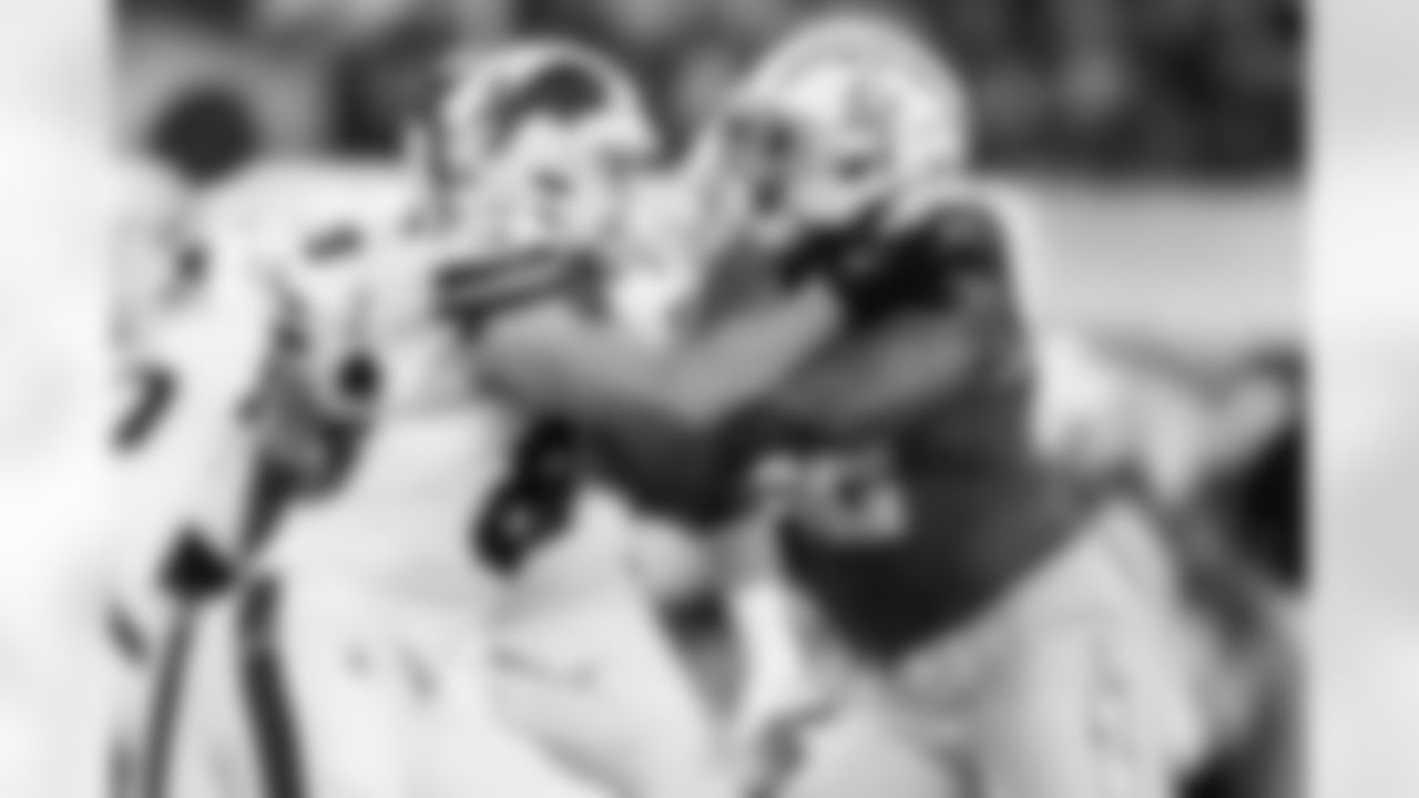 The Los Angeles Chargers play the Buffalo Bills on Saturday, December 23, 2023 at SoFi Stadium in Inglewood, CA.
[FINAL SCORE: BUF 24 - LAC 22]