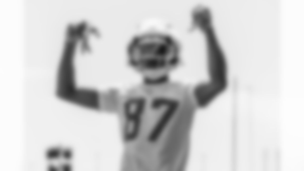Los Angeles Chargers players participate in Phase 3 of the offseason program on Tuesday, May 27, 2025 at The Bolt in El Segundo, CA.