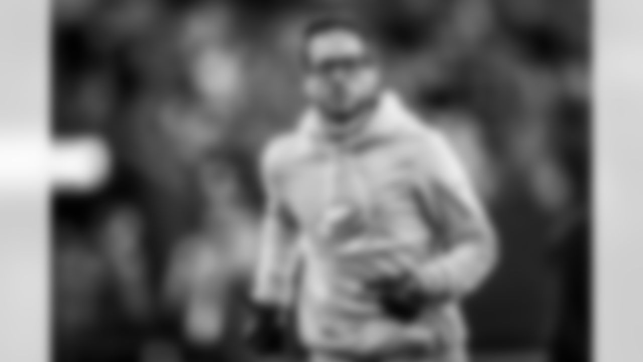 The Chargers have named Mike McDaniel as offensive coordinator.