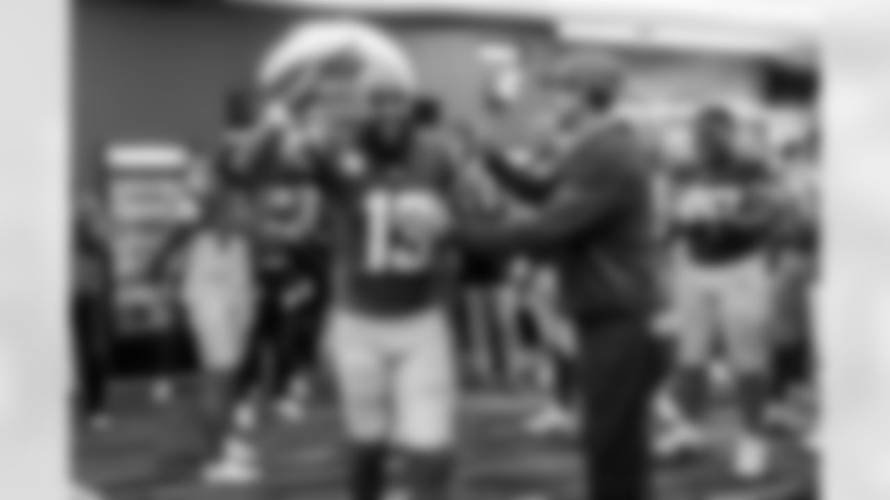 Check out the best shots from the Chargers Week 10 matchup against the Steelers!