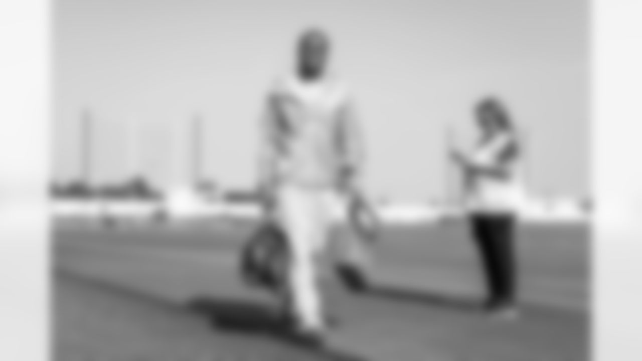 Los Angeles Chargers S Derwin James Jr. (3) travels to Dallas on Saturday, Dec. 20, 2025 for the Week 16 regular season matchup against the Dallas Cowboys.