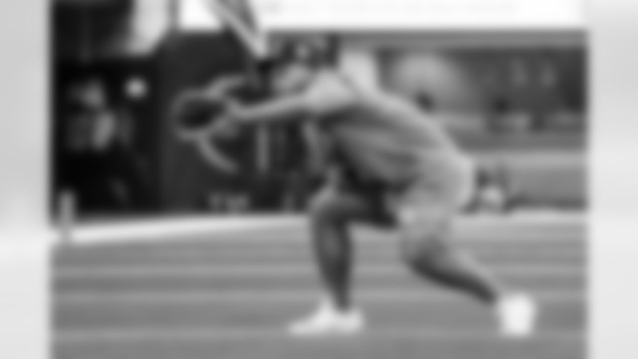 OLB Tuli Tuipulotu (45)