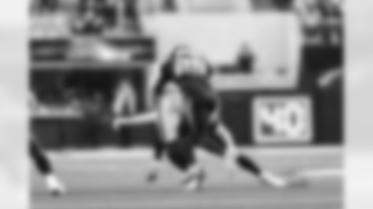 CB Tarheeb Still (29)