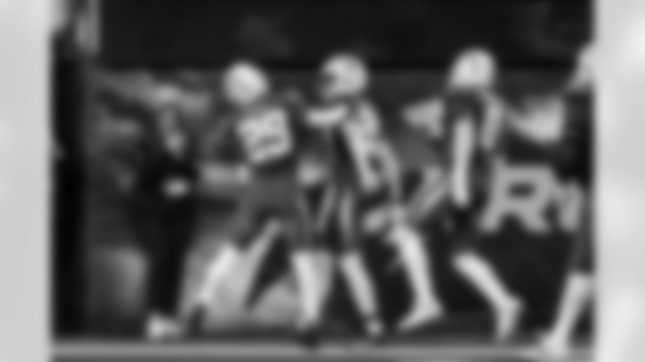 CB Tarheeb Still (29) and CB Cam Hart (20)