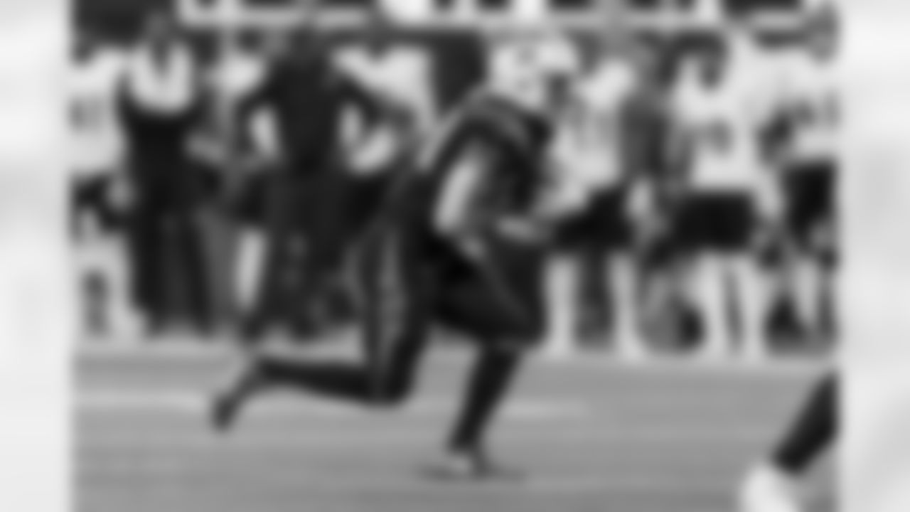 The Los Angeles Chargers play the Baltimore Ravens on Sunday, November 26, 2023 at SoFi Stadium in Inglewood, CA.
[FINAL SCORE: BAL 20 - LAC 10]