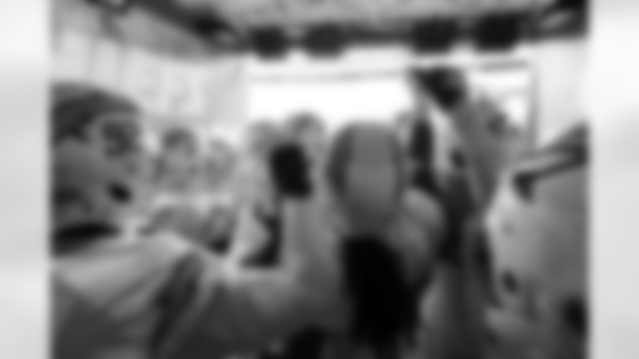 DL Justin Eboigbe (92) and OLB Bud Dupree (48)