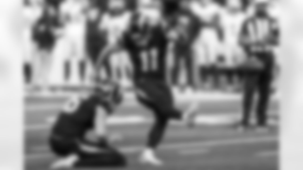 Check out the best shots from the Chargers Week 13 matchup against the Raiders!