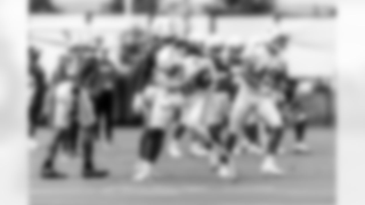 Los Angeles Chargers players participate in Phase 3 of the offseason program on Tuesday, June 3, 2025 at The Bolt in El Segundo, CA.
