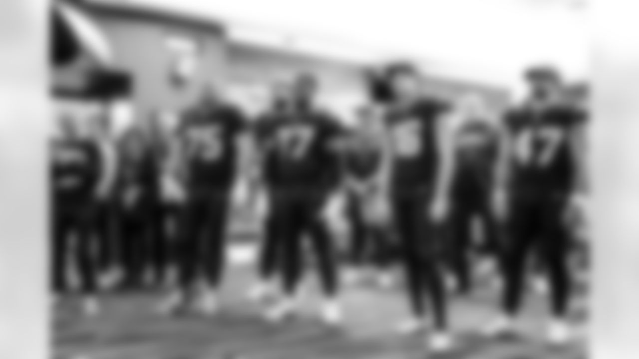 C Bradley Bozeman (75), G Zion Johnson (77), P JK Scott (16) and LS Josh Harris (47)