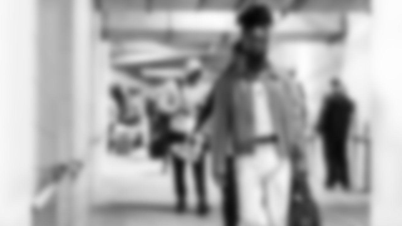 CB Donte Jackson (26)