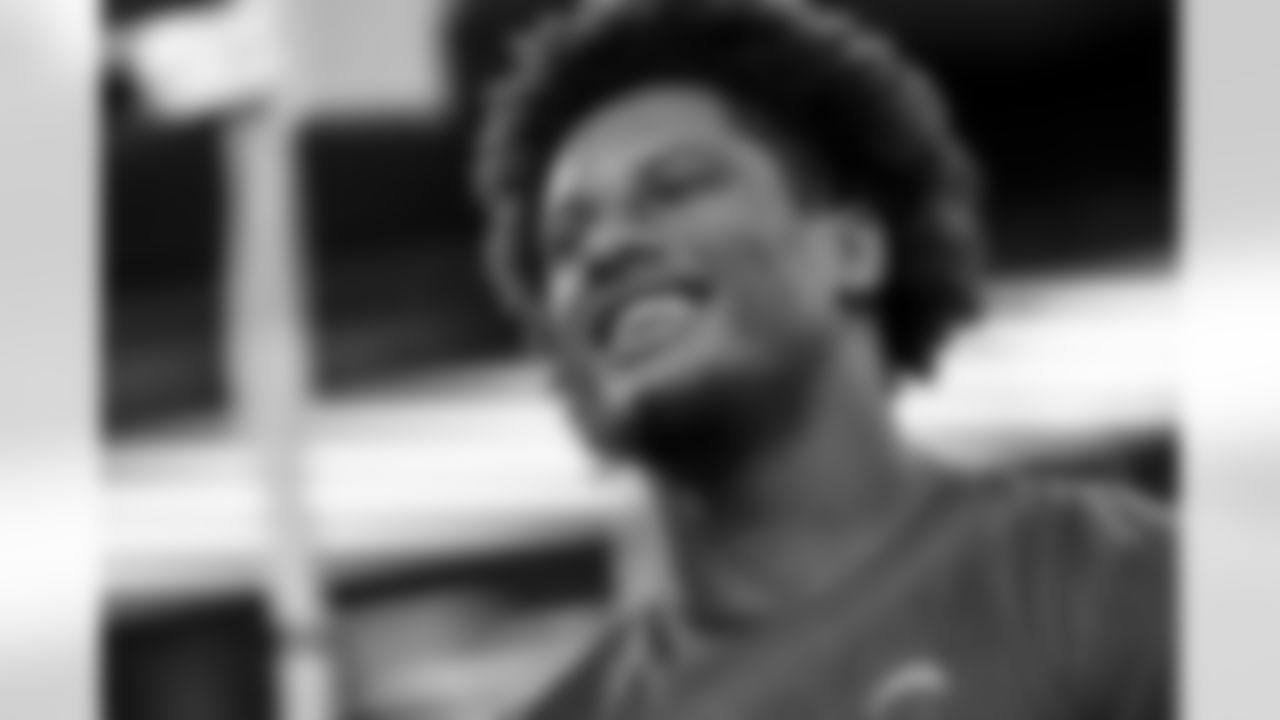 TE Oronde Gadsden (86)