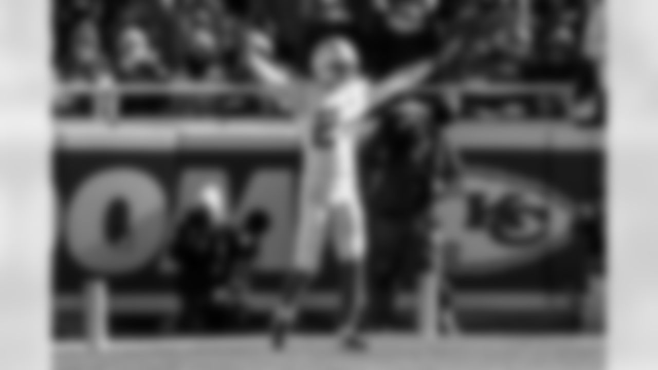 Take a look at the best photos of Chargers 2026 free agent Benjamin St-Juste