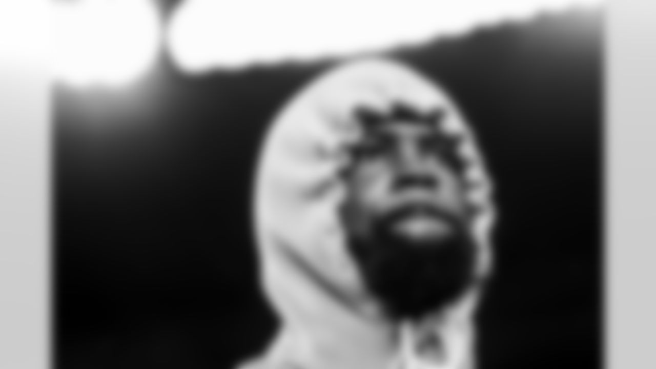 CB Donte Jackson (26)