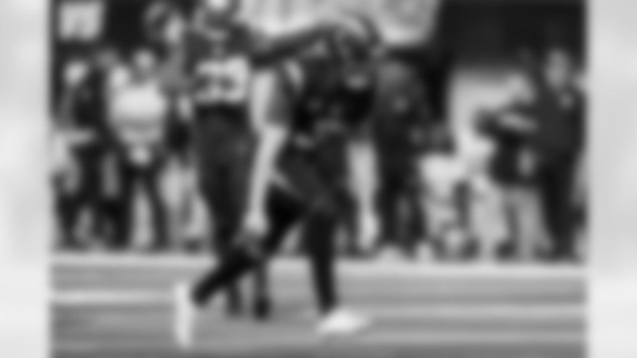 Check out the best shots from the Chargers Week 13 matchup against the Raiders!