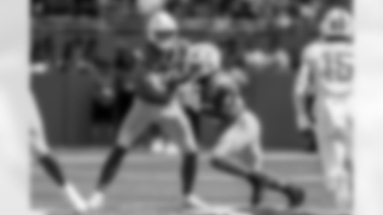Check out the best shots from the Chargers Week 6 matchup against the Dolphins!