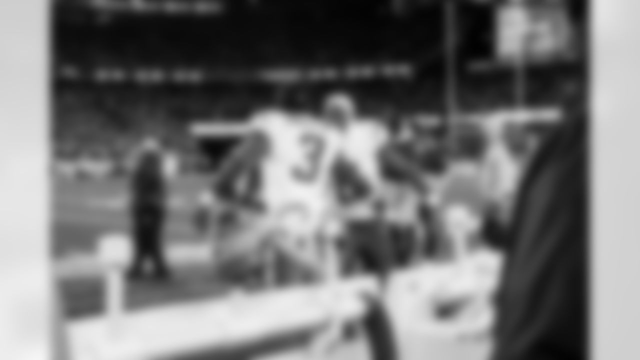 S Derwin James Jr. (3) and LB Daiyan Henley (0)