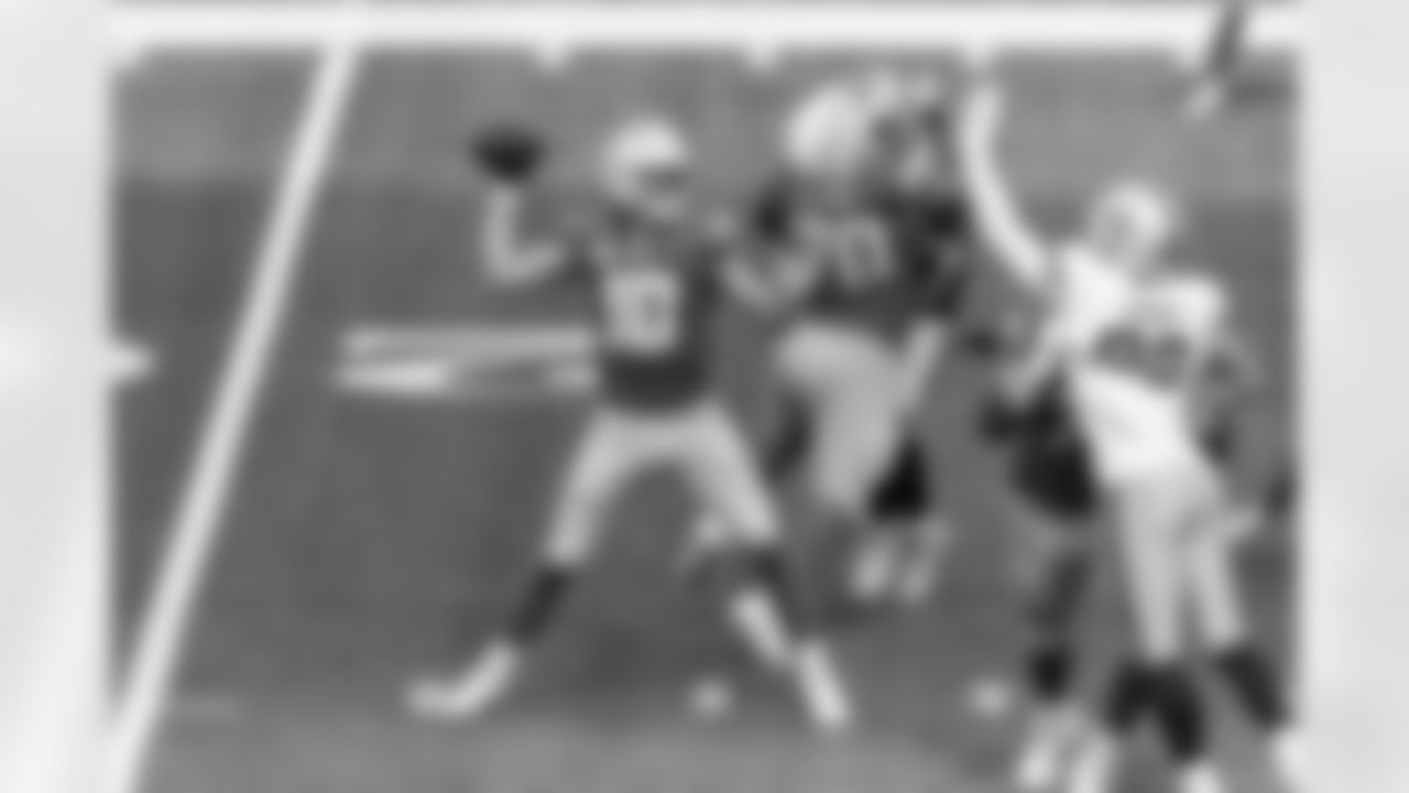 The Los Angeles Chargers play the Las Vegas Raiders on Sunday, September 8, 2024 at SoFi Stadium in Inglewood, CA.
[FINAL SCORE: LAC 22 - LV 10]