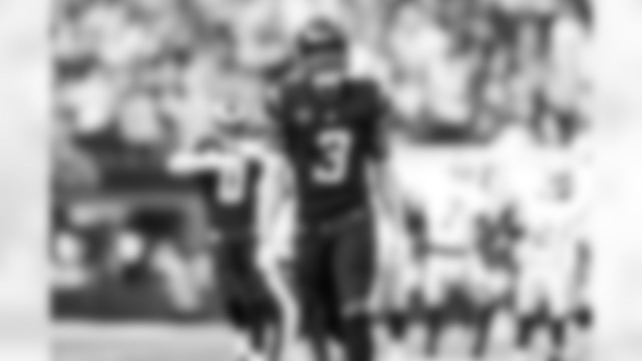 S Derwin James Jr. (3)