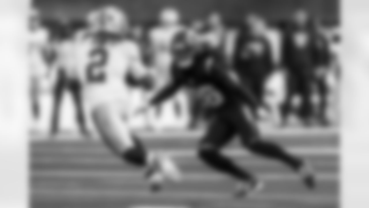 Check out the best shots from the Chargers Week 13 matchup against the Raiders!