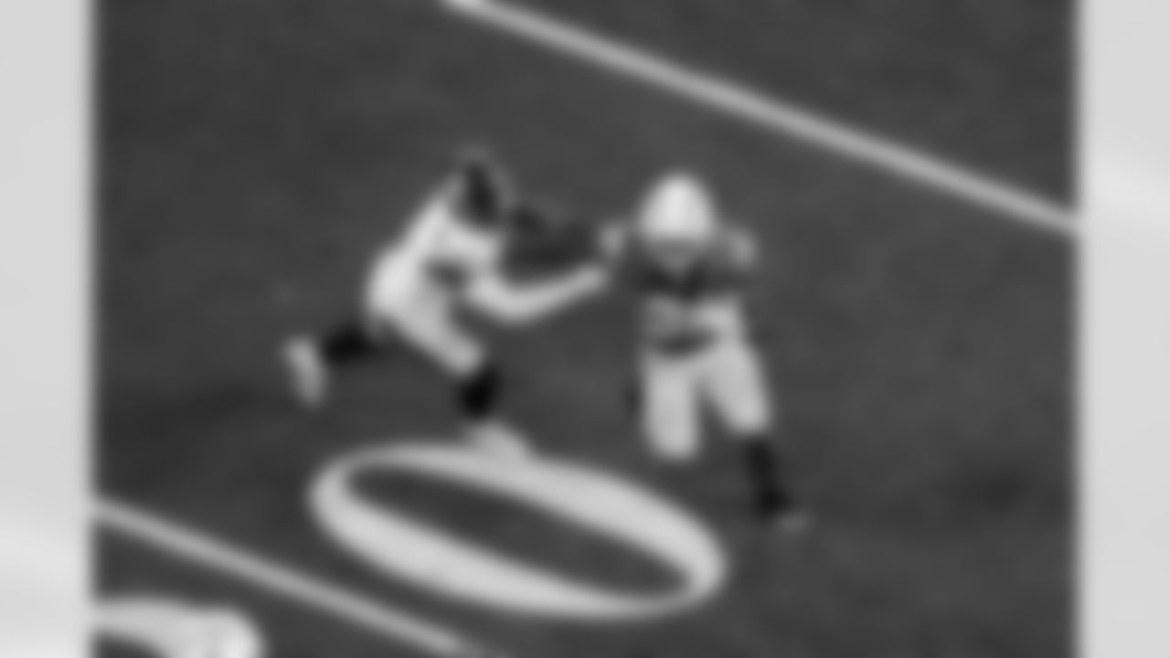 RB Kimani Vidal (30)