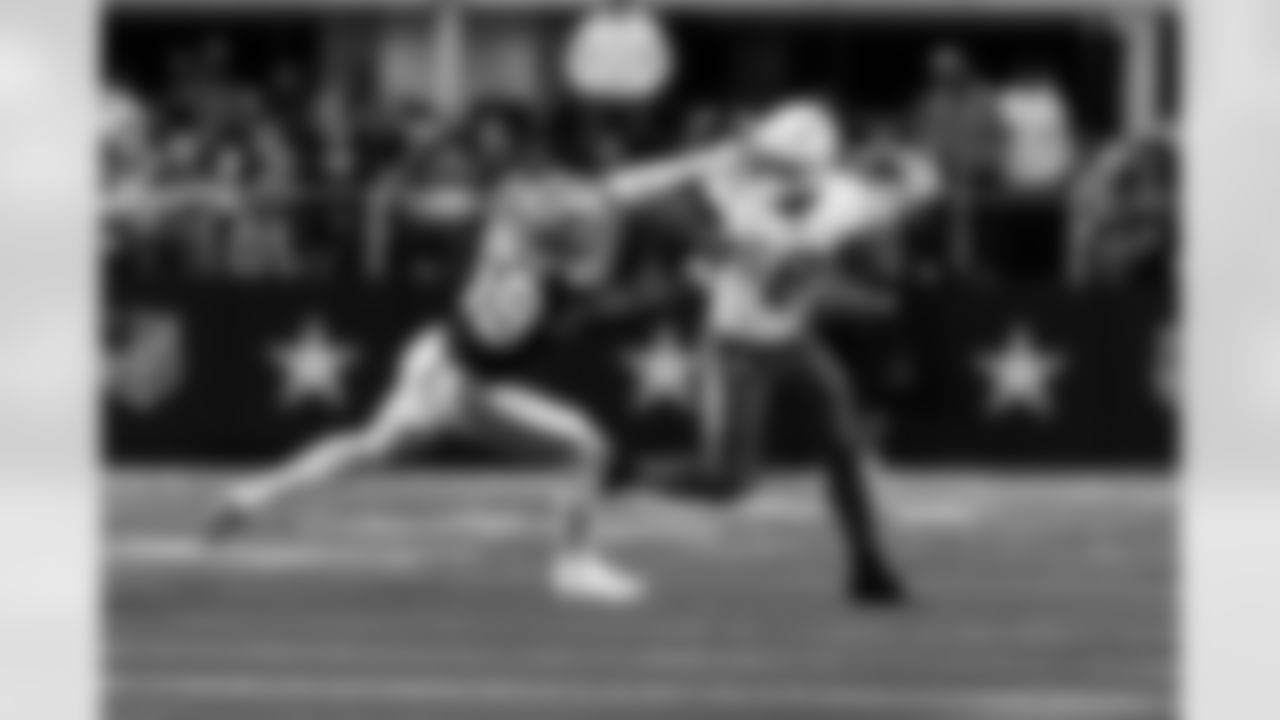 Check out the best shots from the Chargers Week 16 matchup against the Cowboys!