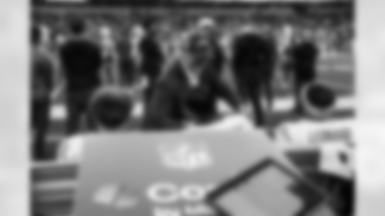 General Manager Joe Hortiz and S Marcus Williams (31)