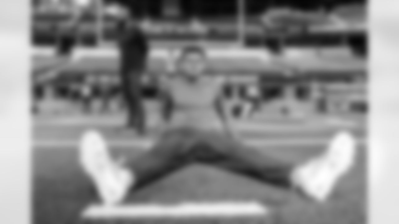 WR Ladd McConkey (15)