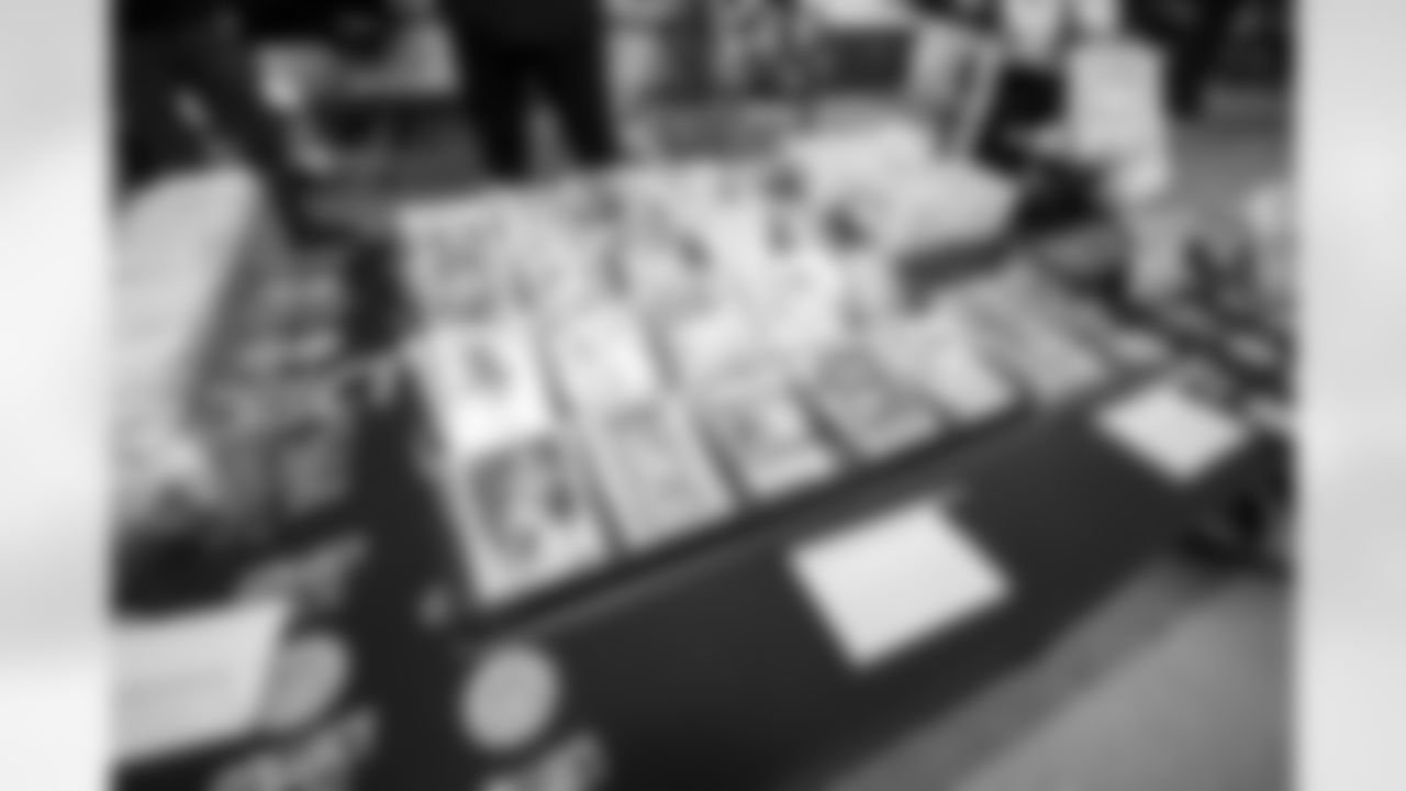 Fans joined the Bolt Fam at Pepsi Tailgate Central to get gameday ready for the Chargers' Week 13 clash with the Las Vegas Raiders.