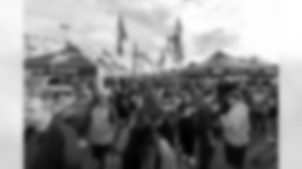 The Los Angeles Chargers play the Baltimore Ravens on Monday, November 25, 2024 at SoFi Stadium in Inglewood, CA.
[FINAL SCORE: LAC 23 - BAL 30]