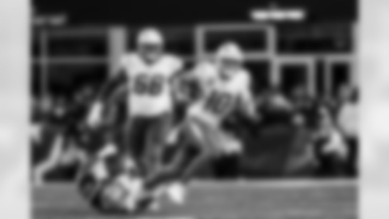 QB Justin Herbert (10)