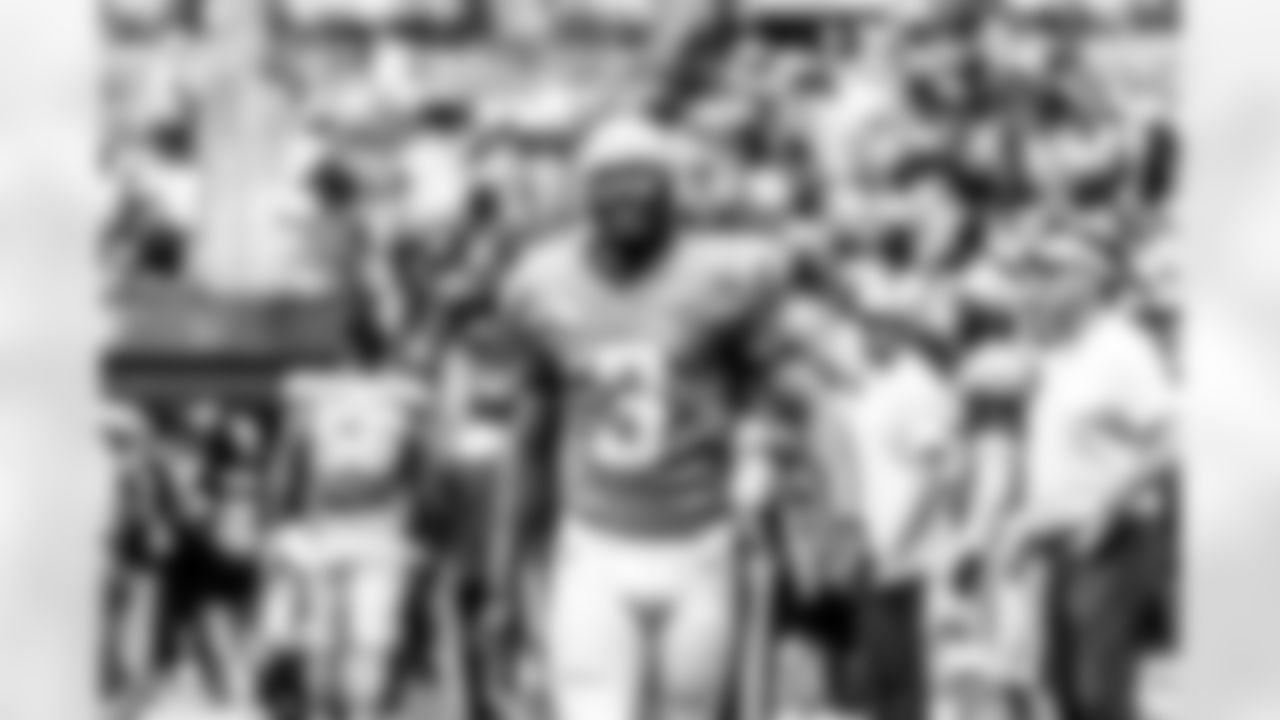 The Los Angeles Chargers play the Carolina Panthers on Sunday, September 15, 2024 at Bank of America Stadium in Charlotte, NC.
[FINAL SCORE: LAC 26 - CAR 3]