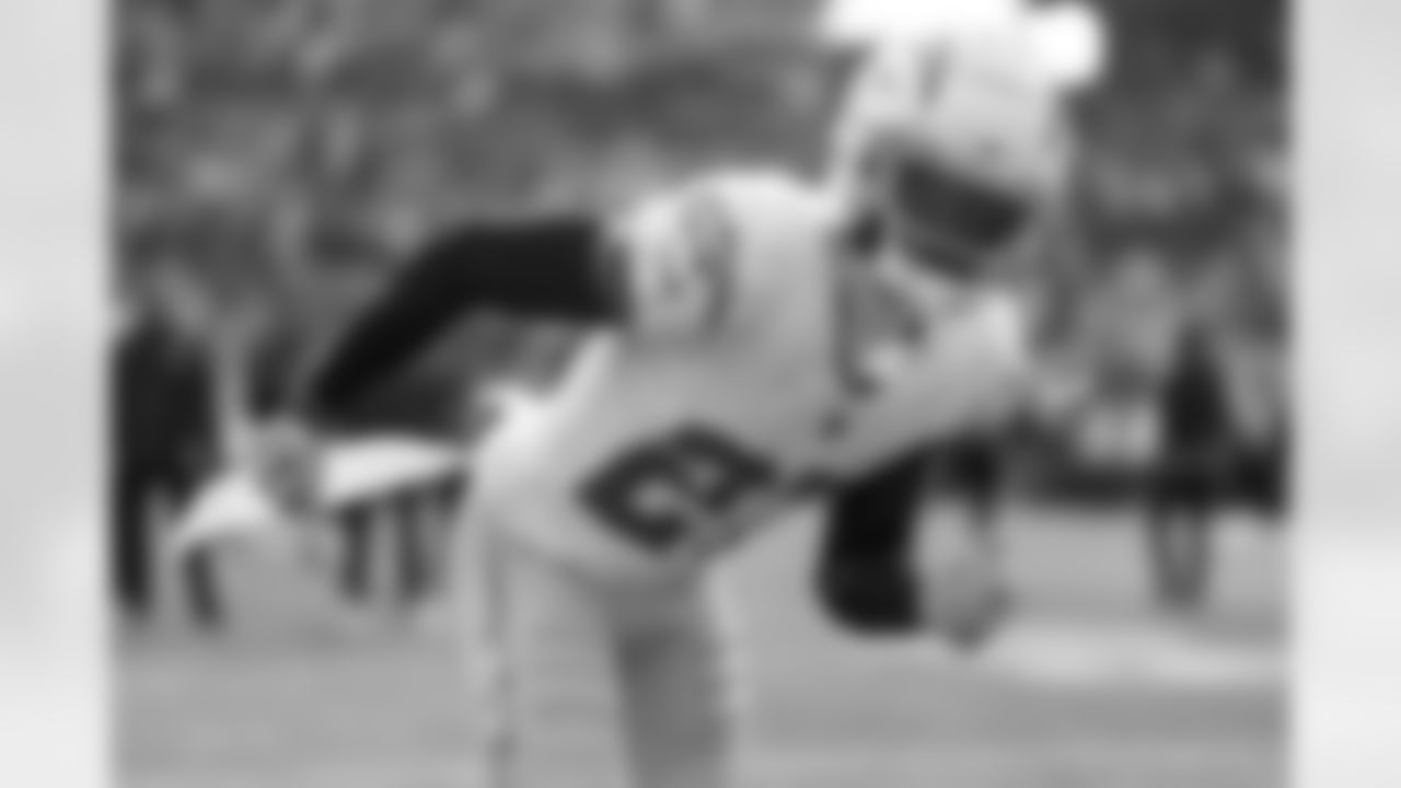 The Los Angeles Chargers play the Denver Broncos on Sunday, December 31, 2023 at Empower Field at Mile High in Denver, CO.
[FINAL SCORE: DEN 16 - LAC 9]