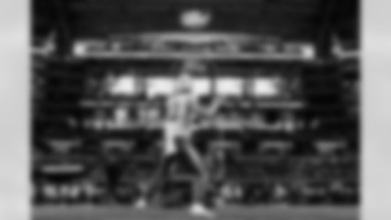 Take a look back at the best photos of Justin Herbert's 2025 campaign.