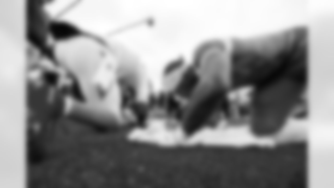 Check out the best shots from the Chargers Week 9 matchup against the Titans!