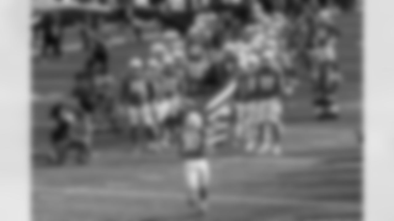 The Los Angeles Chargers play the Detroit Lions on Sunday, November 12, 2023 at SoFi Stadium in Inglewood, CA.
[FINAL SCORE: LAC 38 - DET 41]