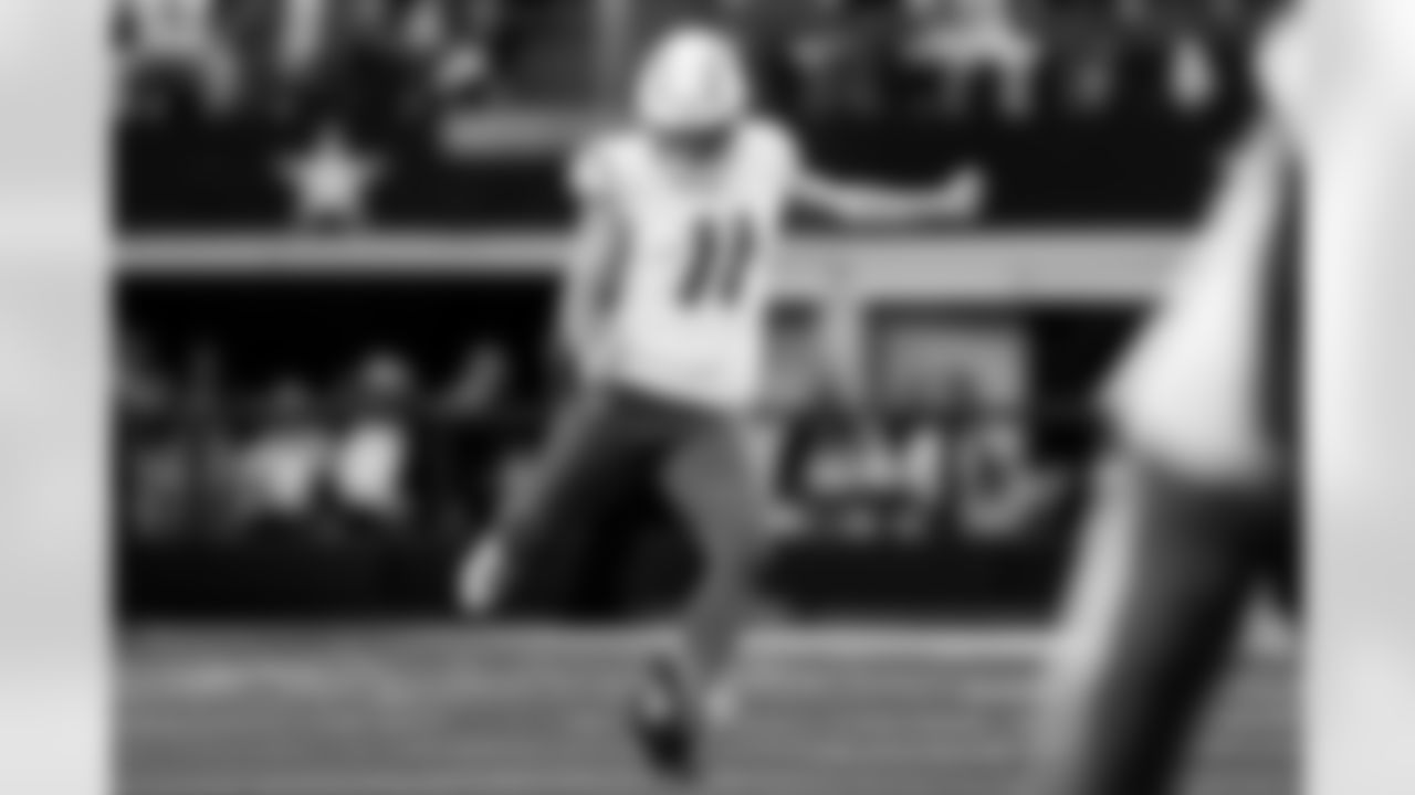 Check out the best shots from the Chargers Week 16 matchup against the Cowboys!