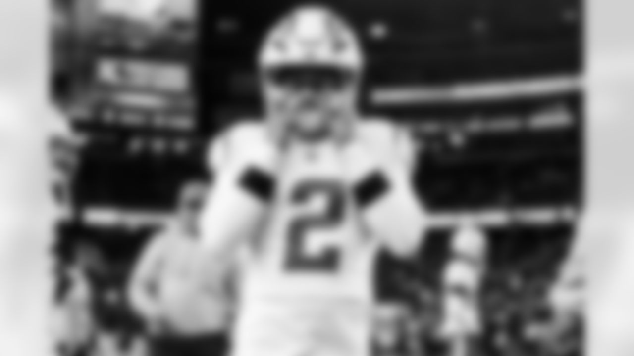 DB Elijah Molden (2)