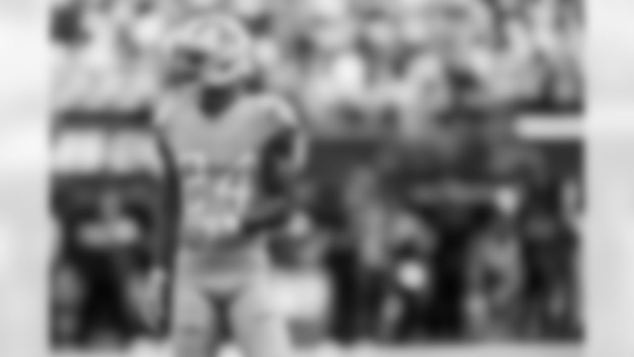 Take a look at the best photos of Chargers 2026 free agent Benjamin St-Juste