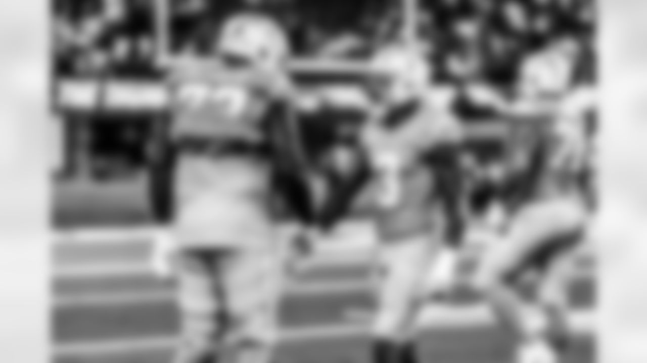 Take a look back at the Chargers Week 10 matchup with the Steelers in monochrome.