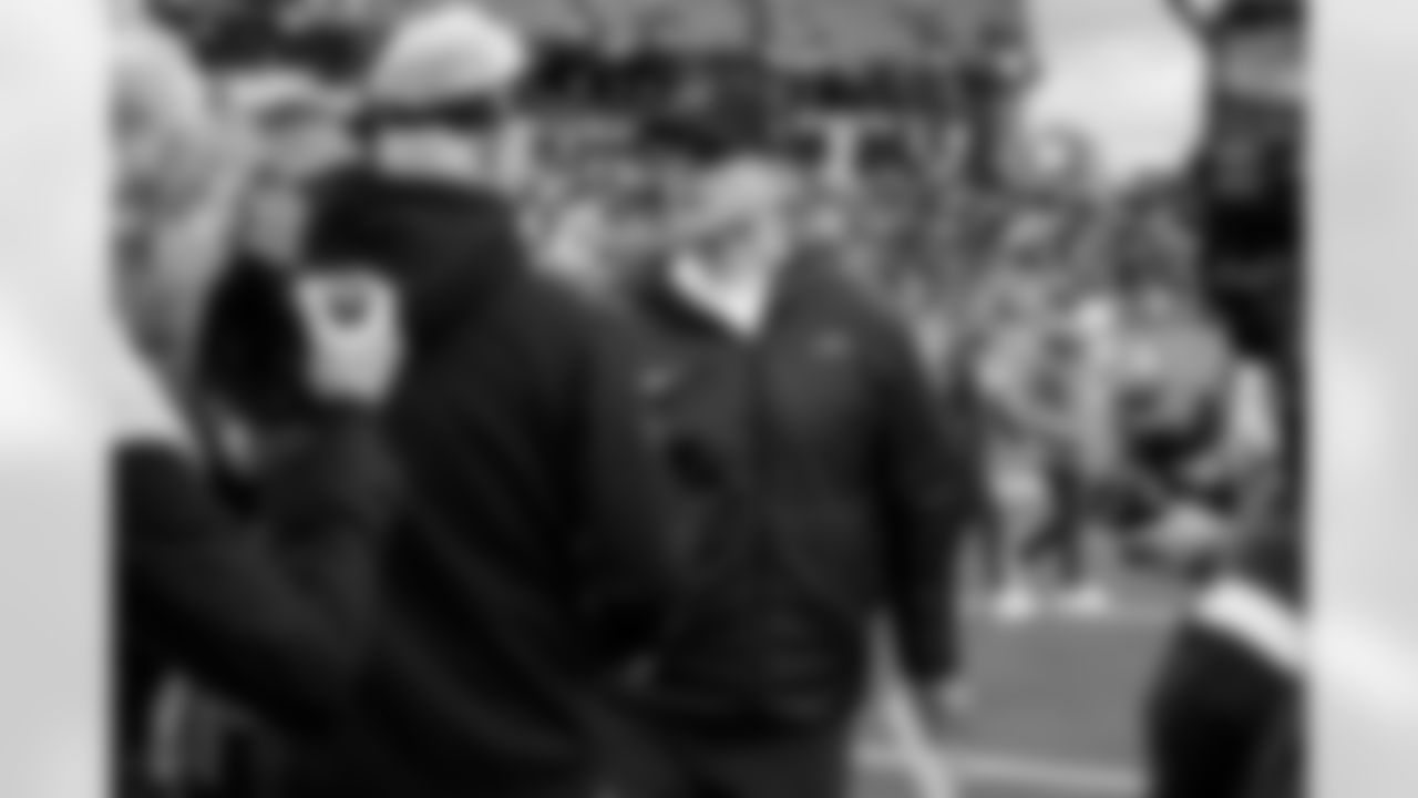 Check out the best shots from the Chargers Week 9 matchup against the Titans!