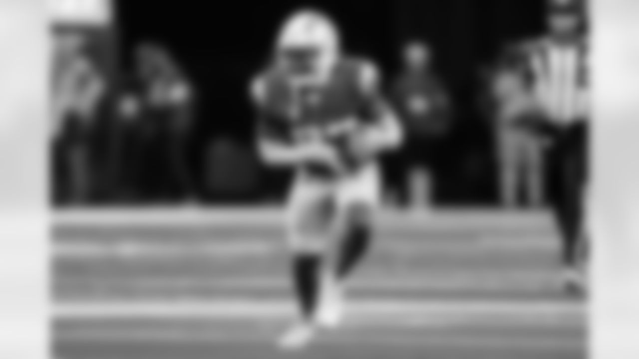 Check out the best shots from the Chargers Week 10 matchup against the Steelers!