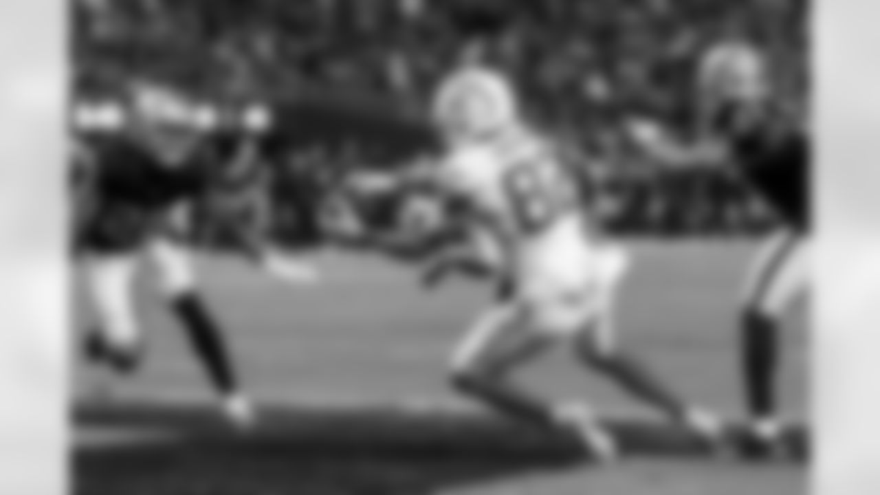 The Los Angeles Chargers play the Las Vegas Raiders on Thursday, December 14, 2023 at Allegiant Stadium in Las Vegas, NV.
[FINAL SCORE: LV 63 - LAC 21]