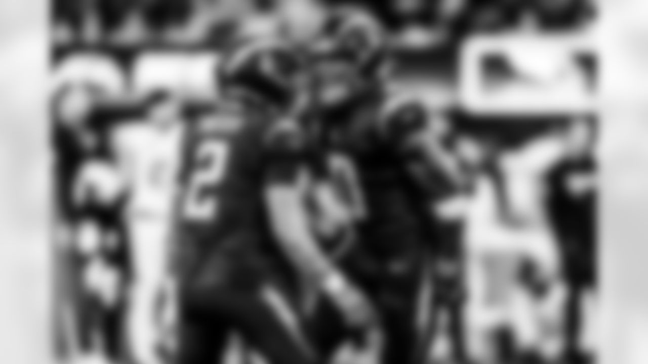 Take a look back at the Chargers Week 8 matchup with the Vikings in monochrome!