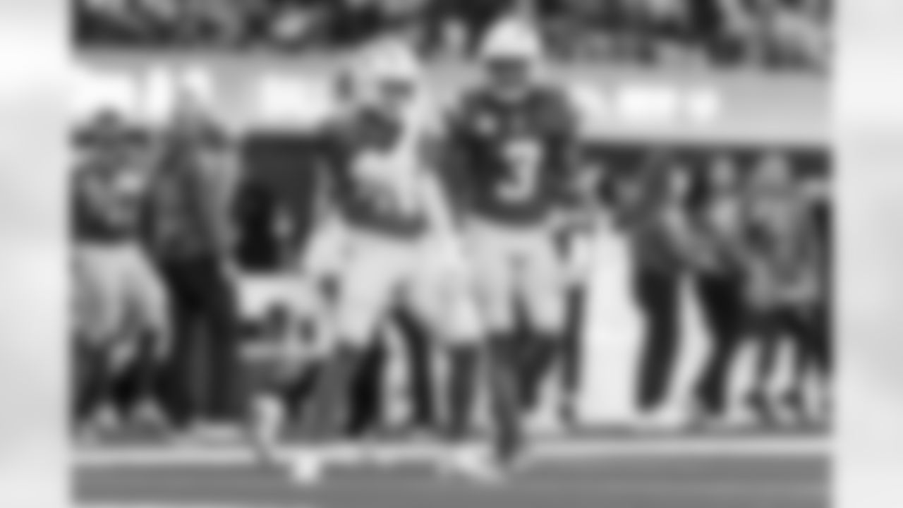 Check out the best shots from the Chargers Week 10 matchup against the Steelers!