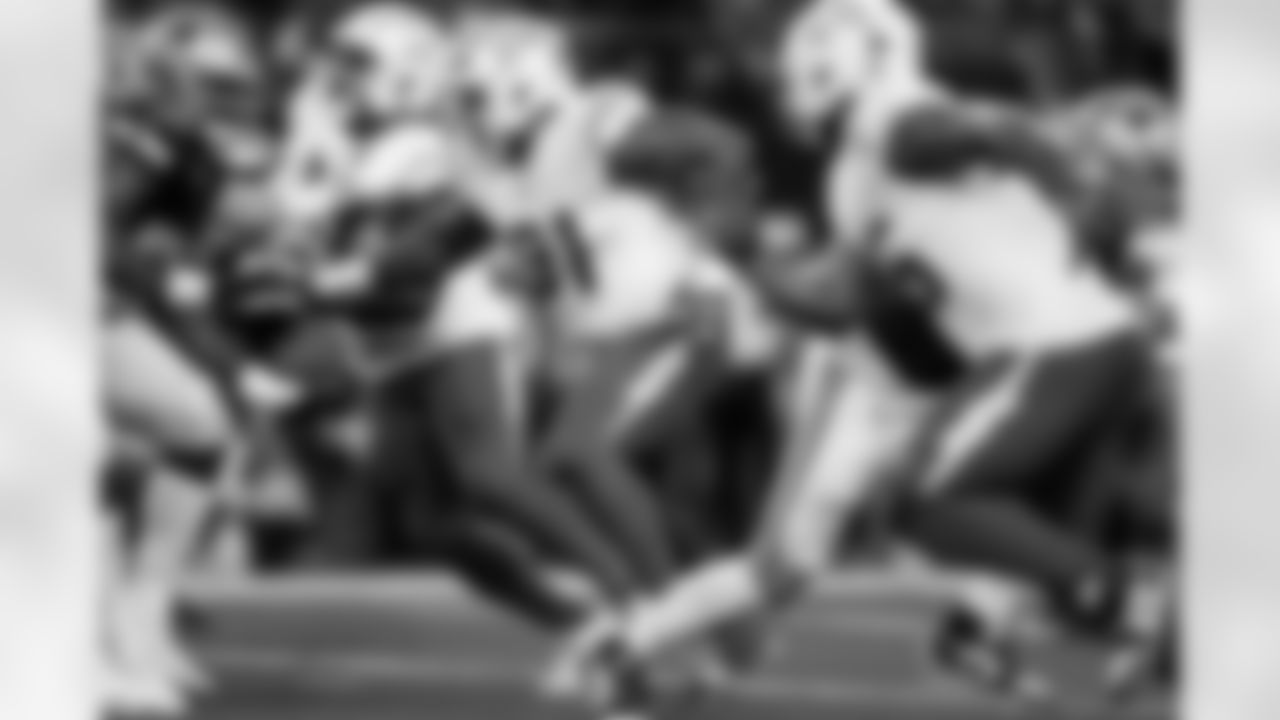 Check out the best shots from the Chargers Week 16 matchup against the Cowboys!