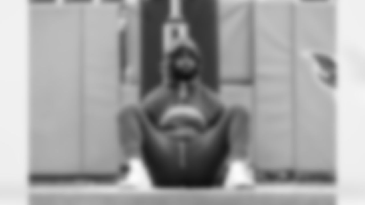 Check out the best shots from the Chargers Week 9 matchup against the Titans!